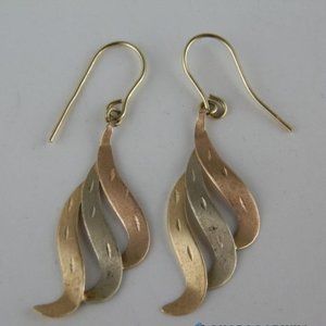 Preloved Solid 14K Tri-Gold 3 cm L Dangle Earrings .6g